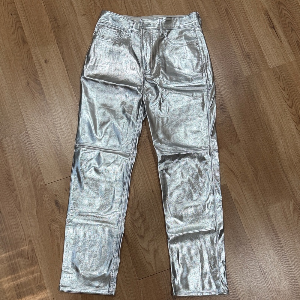 GAP High Rise Cheeky Straight Jeans in silver